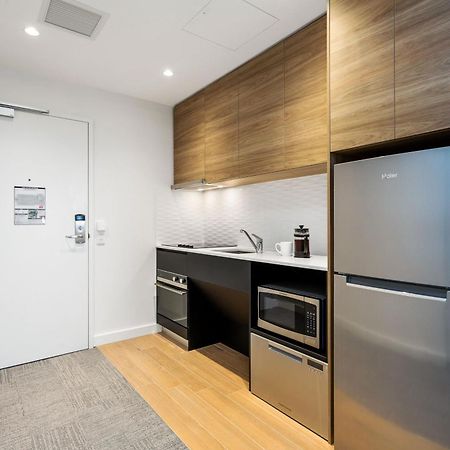 Quest Perth Ascot Aparthotel Exterior photo